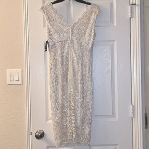 NWT - MARINA Ivory/Gold Sleeveless Lace Dress